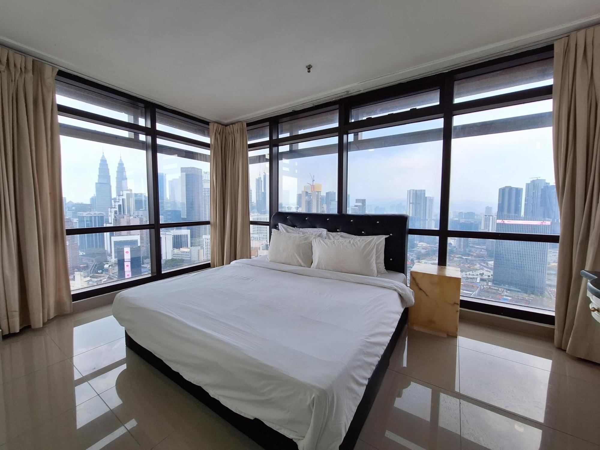 Times Square Service ,kuala Lumpur Pangsapuri *